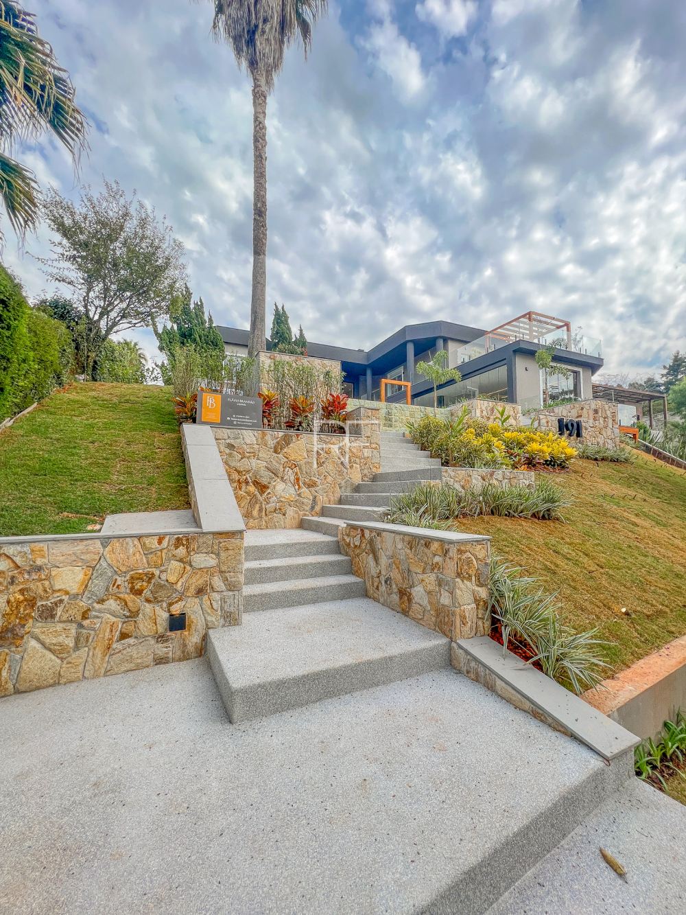 Casa em Condomínio Tamboré 01 Alphaville 