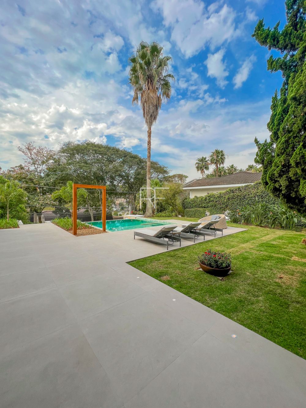 Casa em Condomínio Tamboré 01 Alphaville 