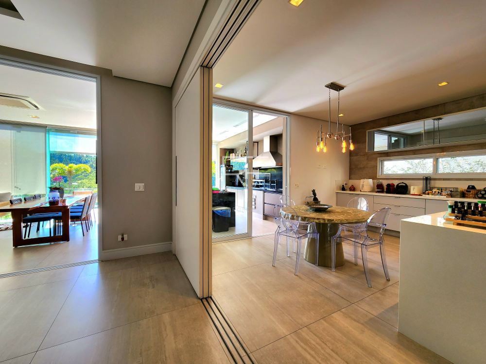 Casa em Condomínio Tamboré 10 Alphaville 