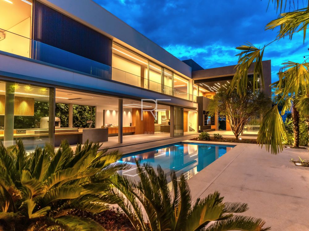 Casa em Condomínio Tamboré 02 Alphaville 