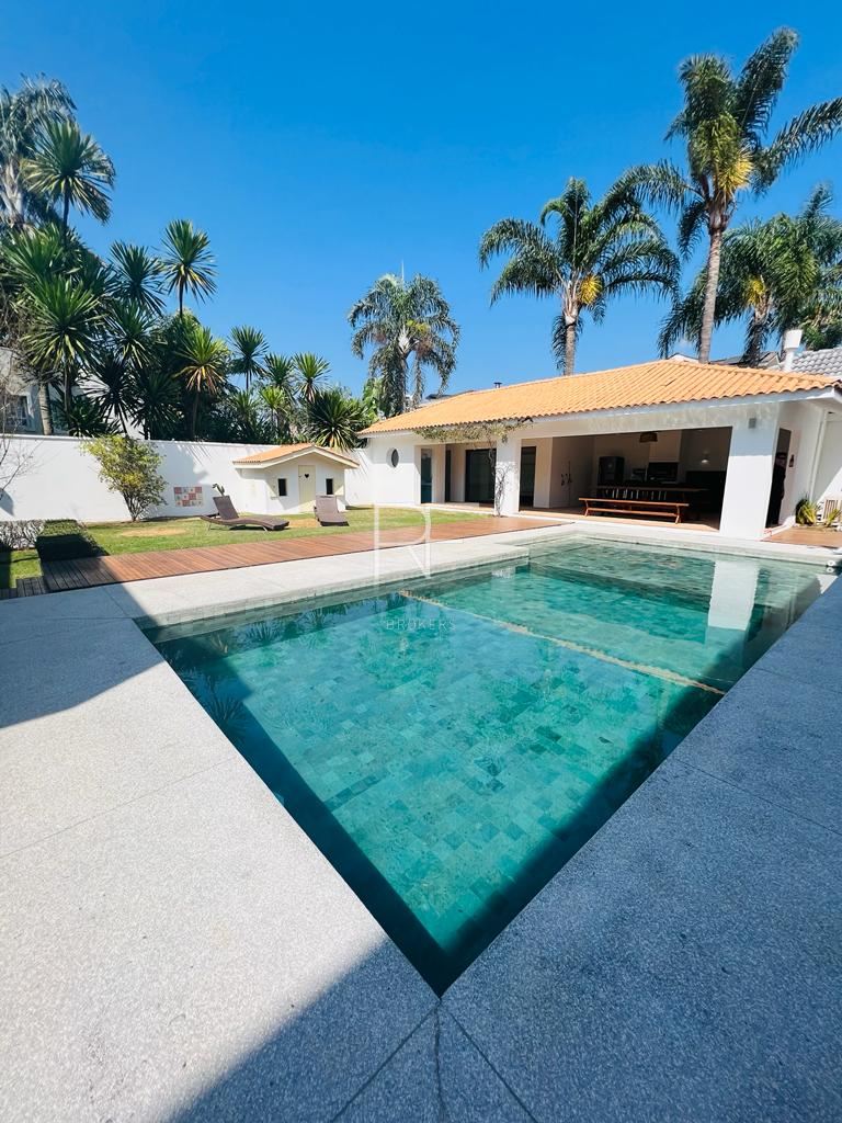 Casa em Condomínio Melville Alphaville 