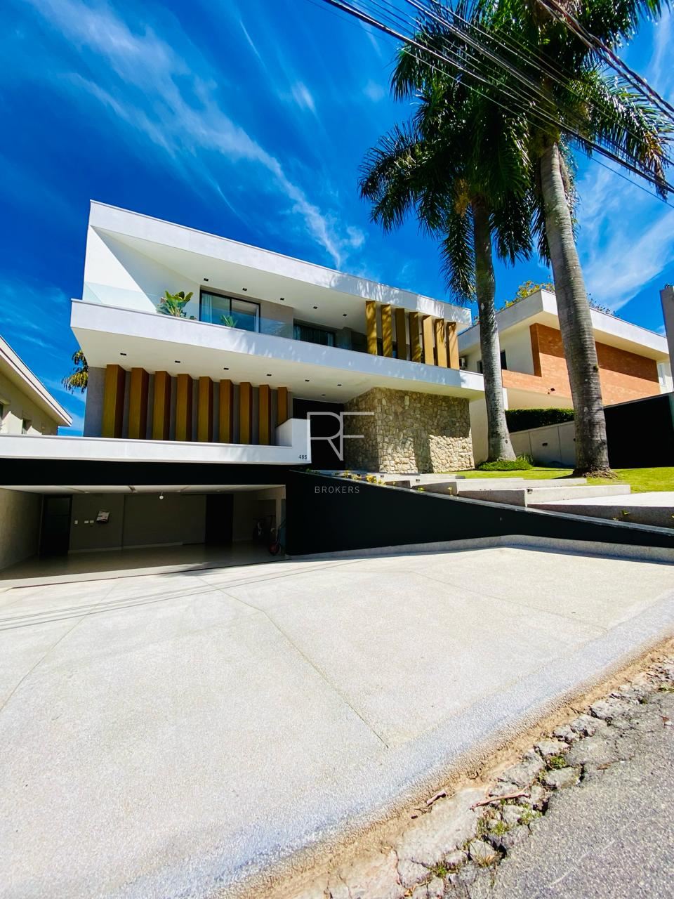 Casa em Condomínio Melville Alphaville 