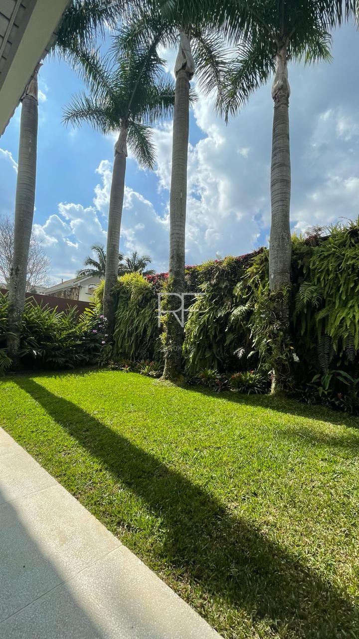 Casa em Condomínio Melville Alphaville 