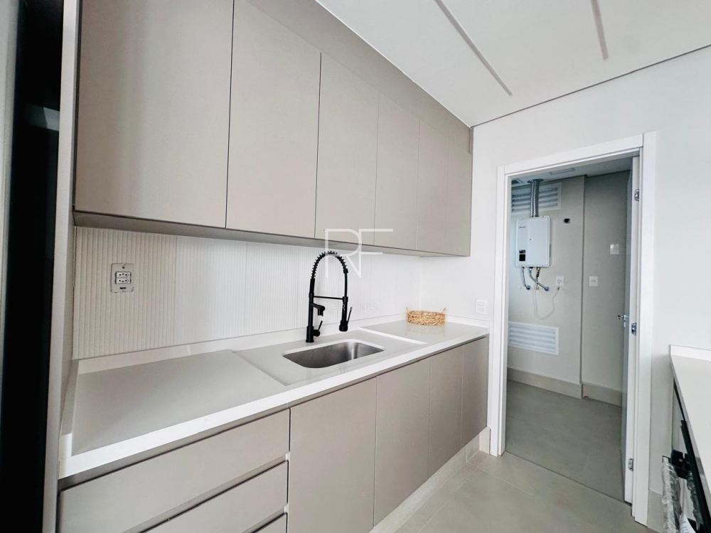 Casa em Condomínio Alpha House Alphaville 