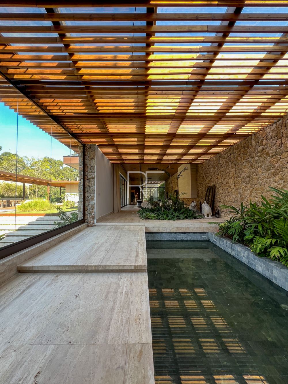 Casa em Condomínio Tamboré 01 Alphaville 