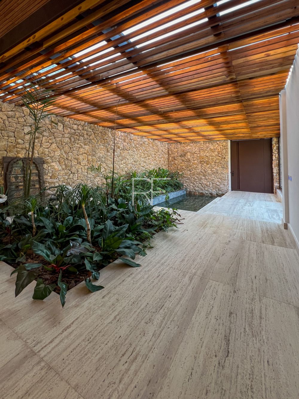 Casa em Condomínio Tamboré 01 Alphaville 