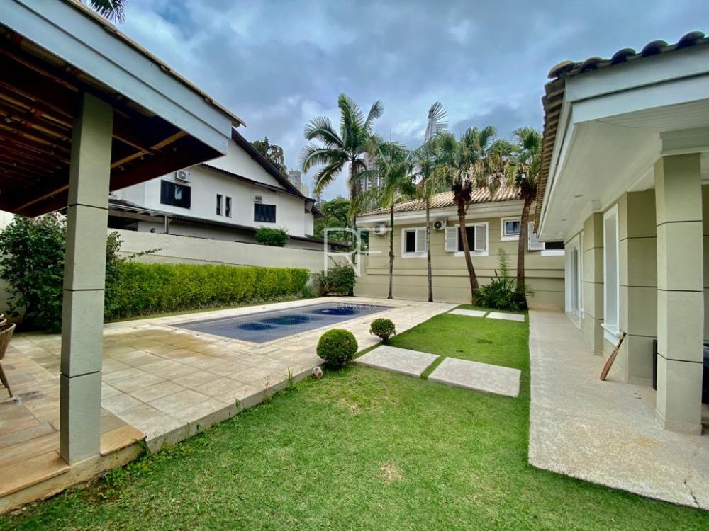 Casa em Condomínio Alphaville 01 Alphaville 