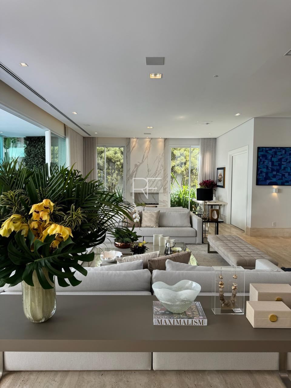 Casa em Condomínio Alphaville 01 Alphaville 