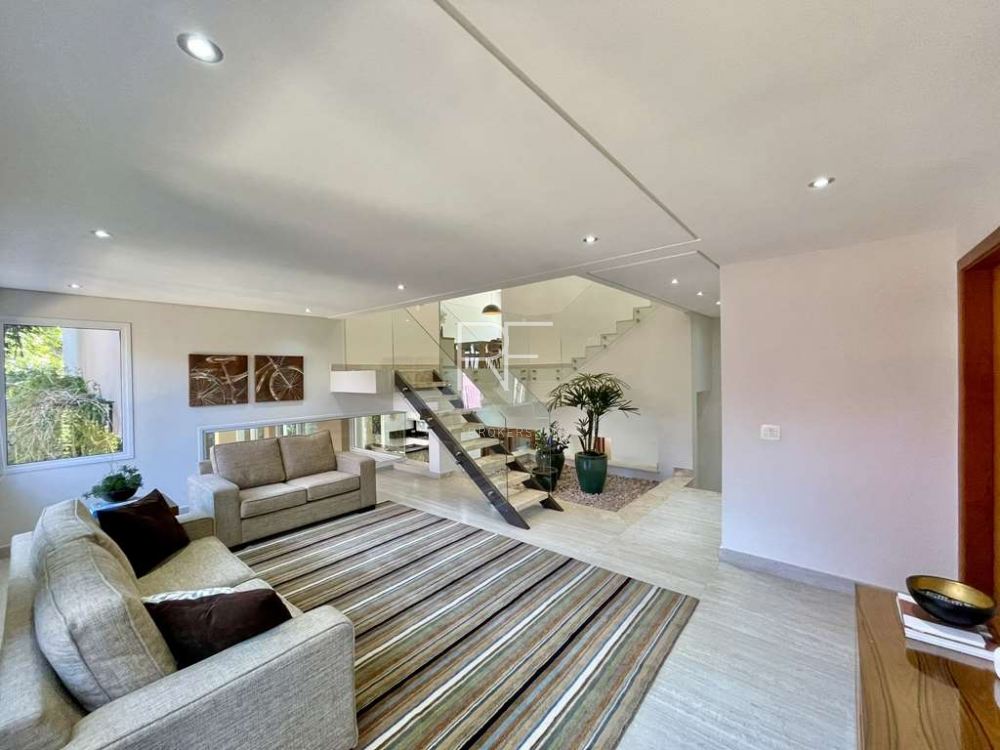 Casa em Condomínio Reserva do Moinho Granja Viana 