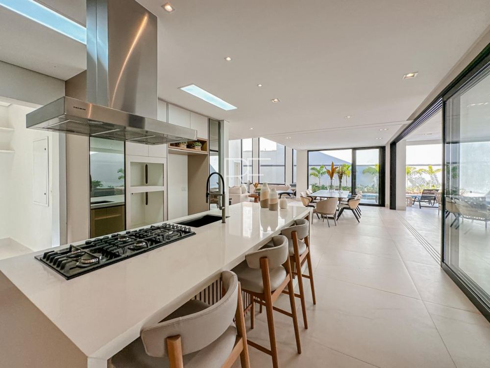 Casa em Condomínio Gênesis 01 Alphaville 