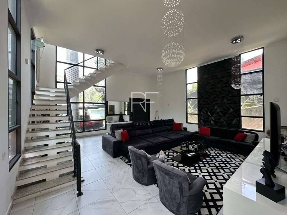 Casa em Condomínio Nova Higienópolis Granja Viana 