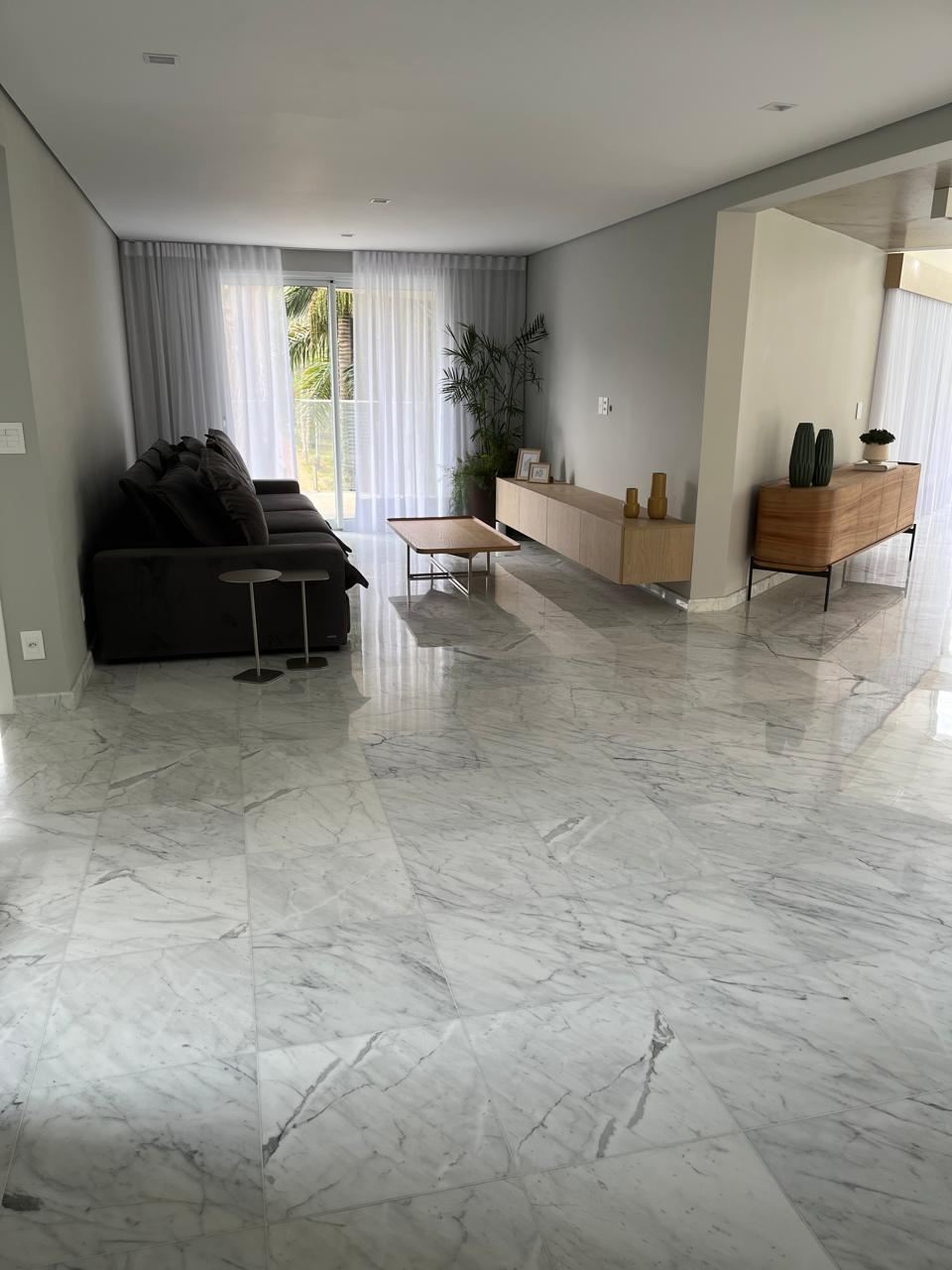 Casa em Condomínio Tamboré 01 Alphaville 