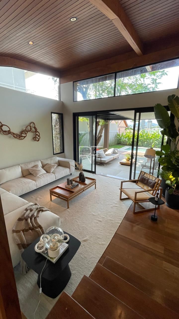 Casa em Condomínio Alphaville 01 Alphaville 