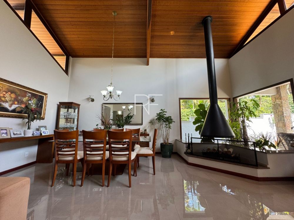 Casa em Condomínio Nova Higienópolis Granja Viana 