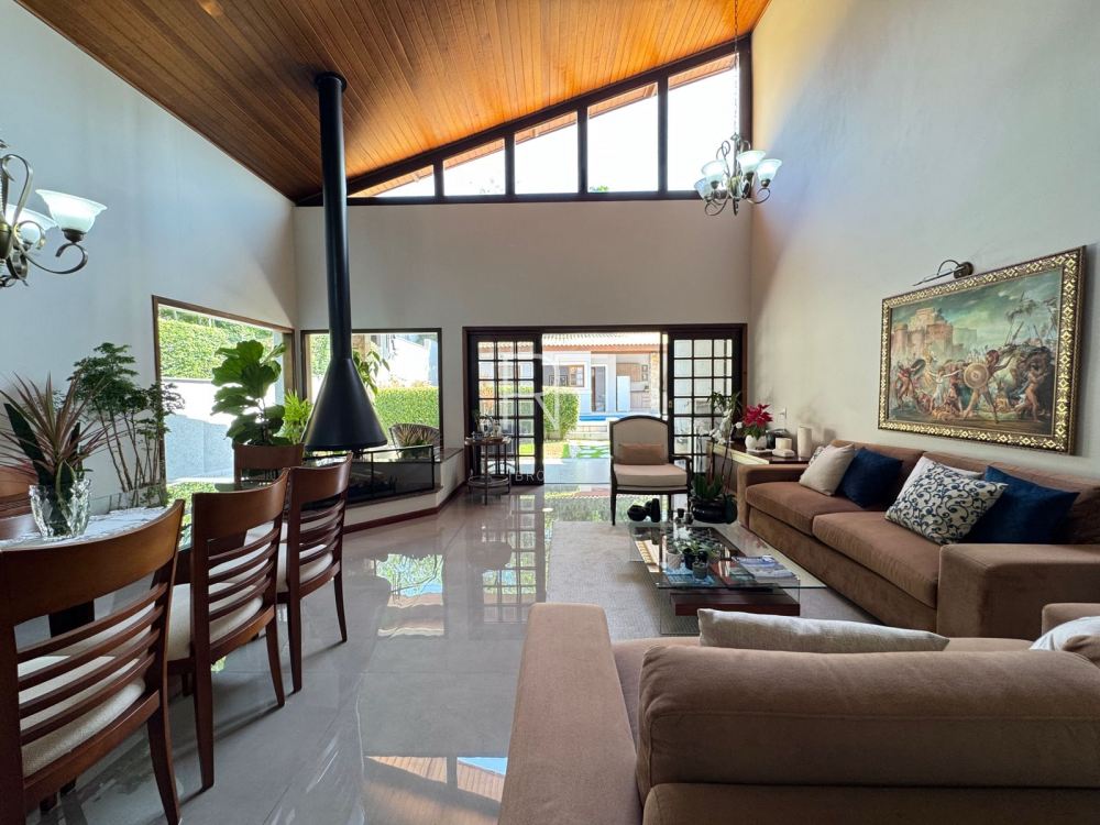 Casa em Condomínio Nova Higienópolis Granja Viana 