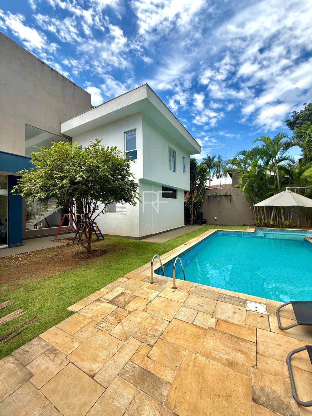 Casa em Condomínio Nova Higienópolis Granja Viana 