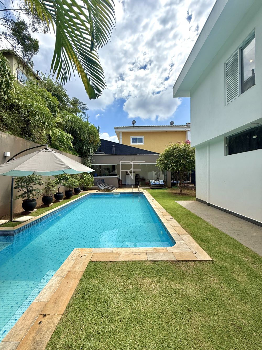 Casa em Condomínio Nova Higienópolis Granja Viana 