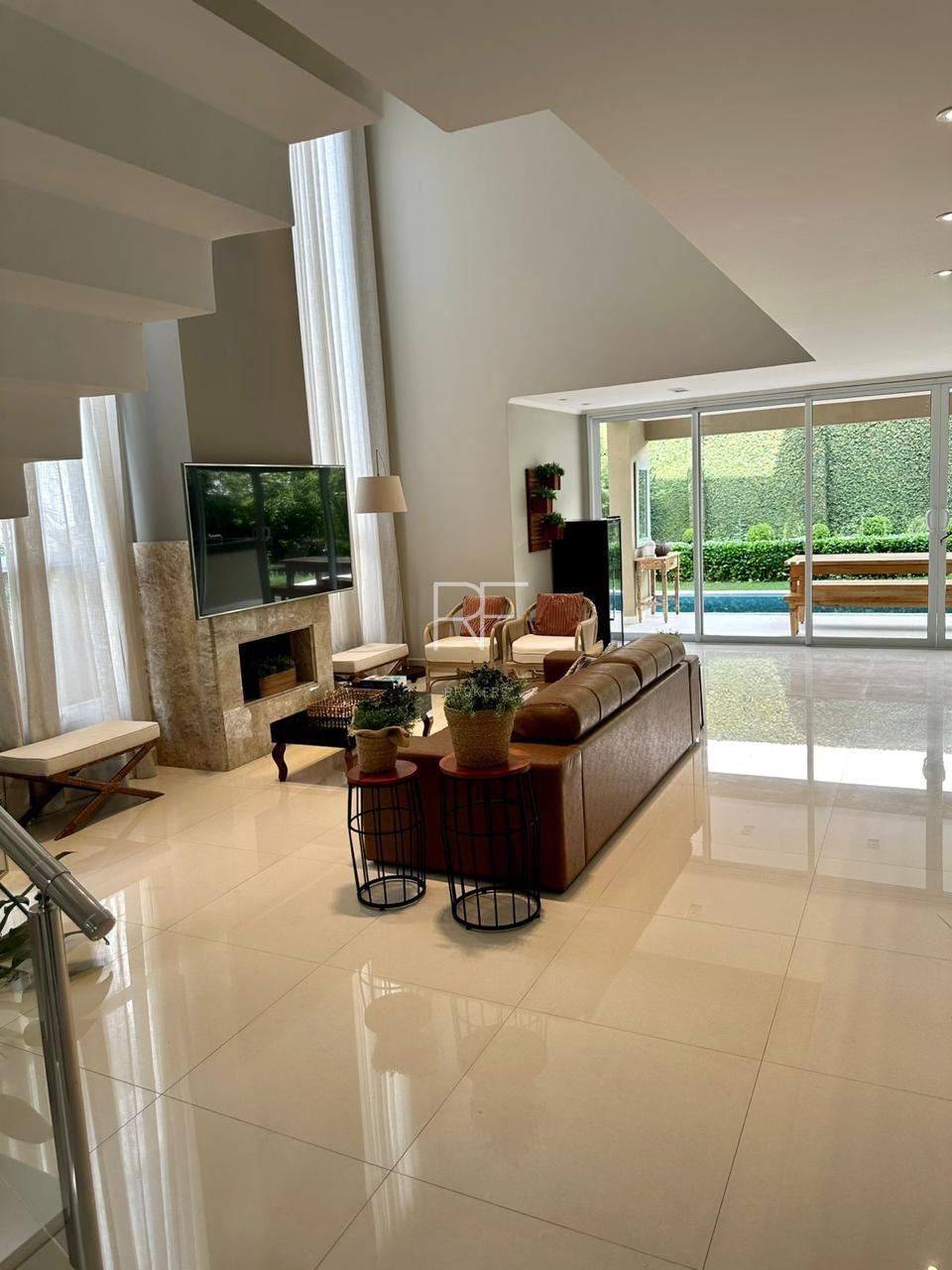 Casa em Condomínio Genesis 01 Alphaville 