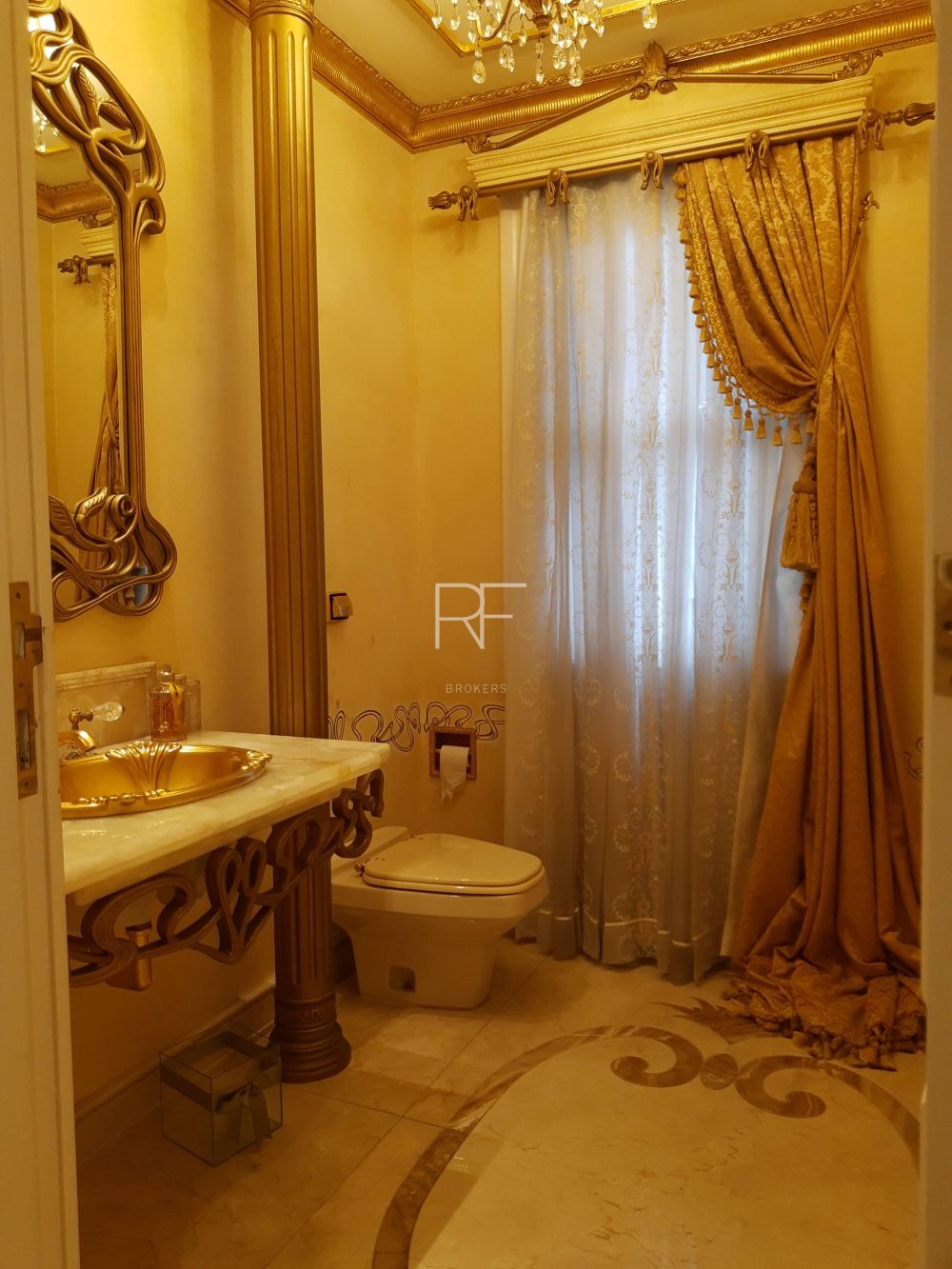 Casa em Condomínio Alphaville Zero Alphaville 