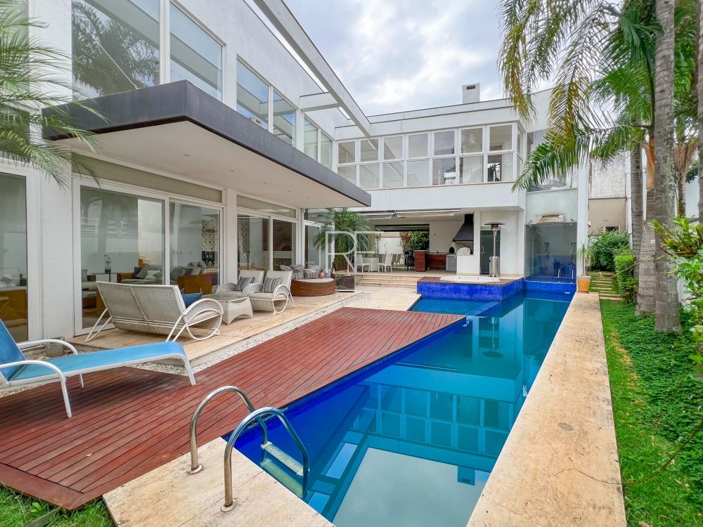 Casa em Condomínio Alphaville Zero Alphaville 