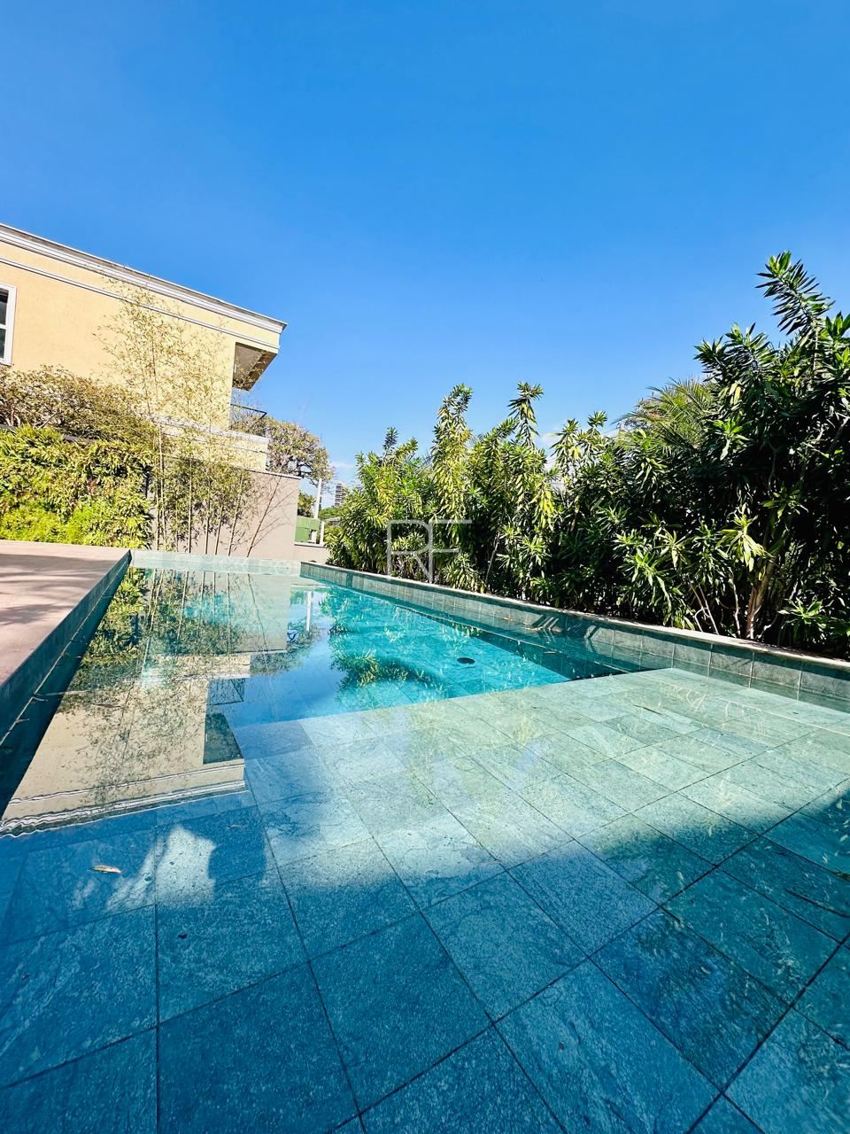 Casa em Condomínio Alphaville 01 Alphaville 