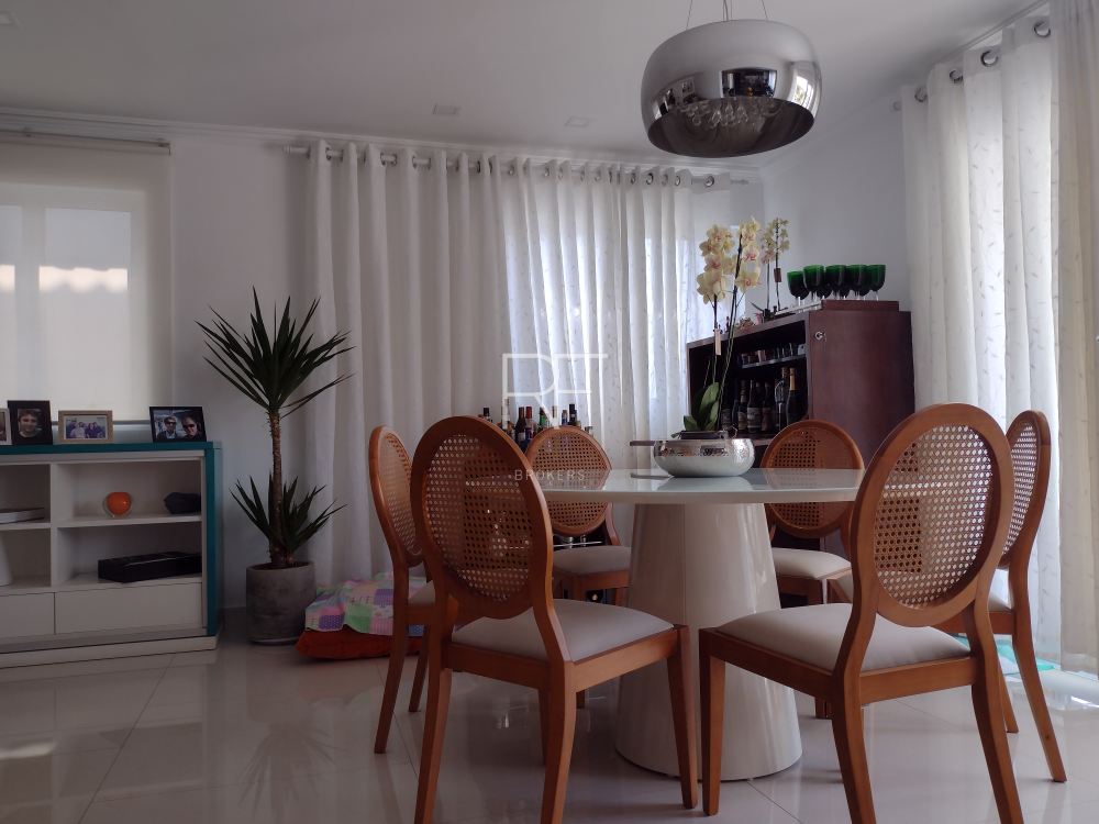 Casa em Condomínio Alpha Plus Alphaville 